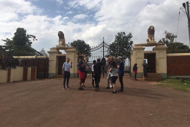 Kampala’s Best Experience walking tour - The Old Taxi Park, Kampala’s transport puzzle