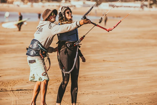 Kitesurfing Lessons in Essaouira Beach - What happens during the two-hour session