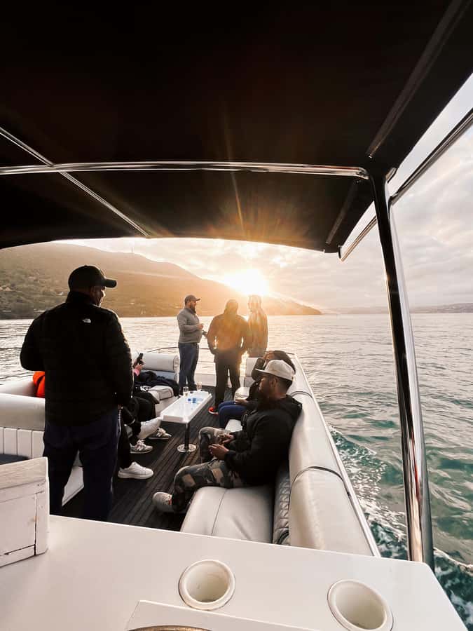 Knysna: Wine & Oyster Luxury Lounger Sunset Cruise - What the 90 minutes feel like