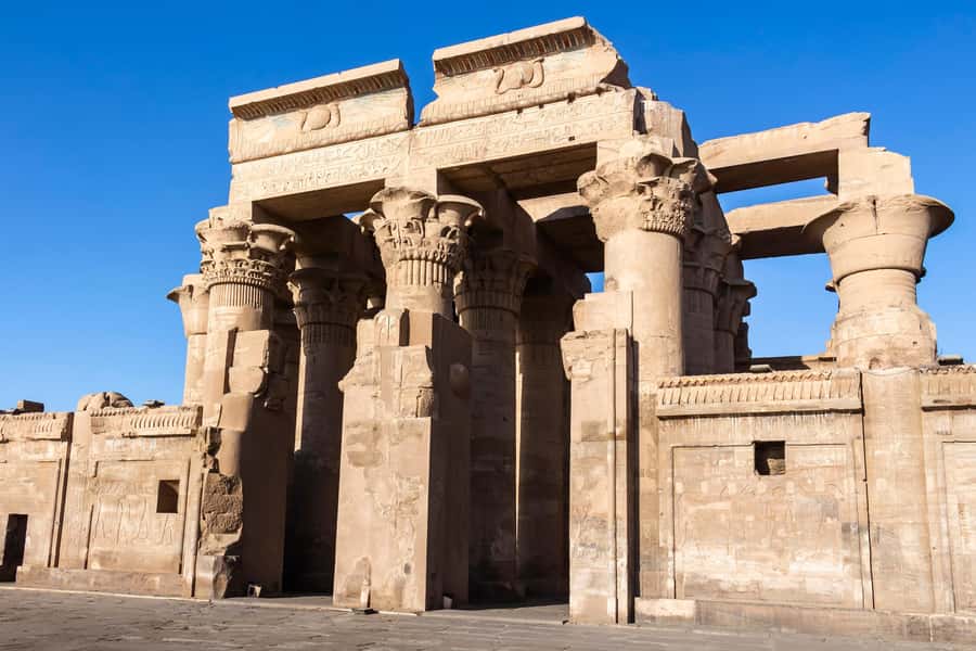 Luxor: Edfu, Kom Ombo, Abu Simbel Private Tour & Entry Fees - Abu Simbel, the reason to accept the early alarm