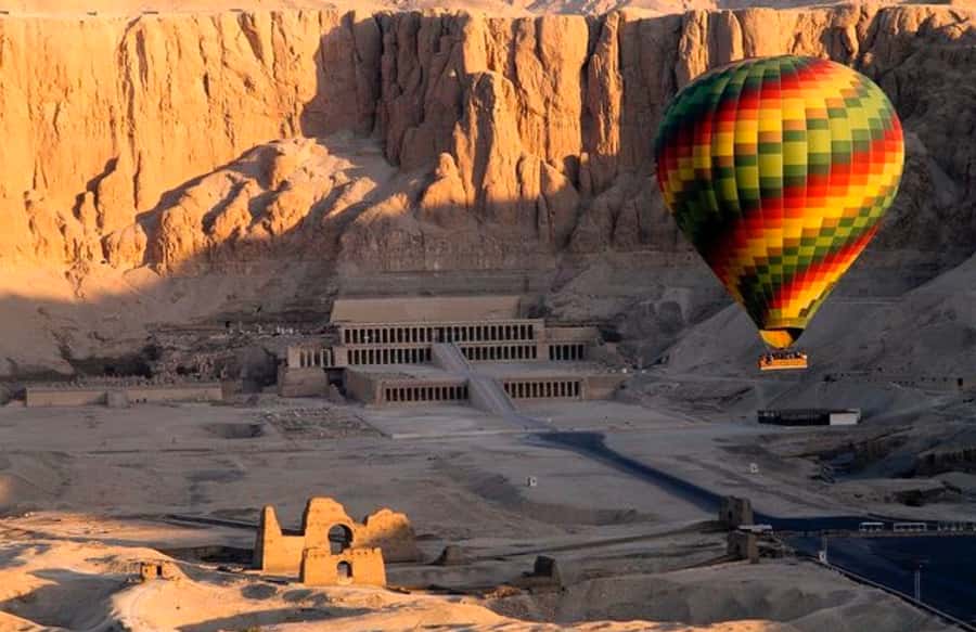 Luxor: Hot Air Balloon Ride with Full-Day Sights Tour - Crossing to Karnak and Luxor Temple