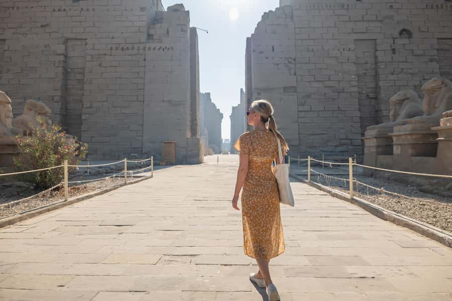 Luxor: Karnak Temple and Luxor Temple Tour with Lunch - What the guides add