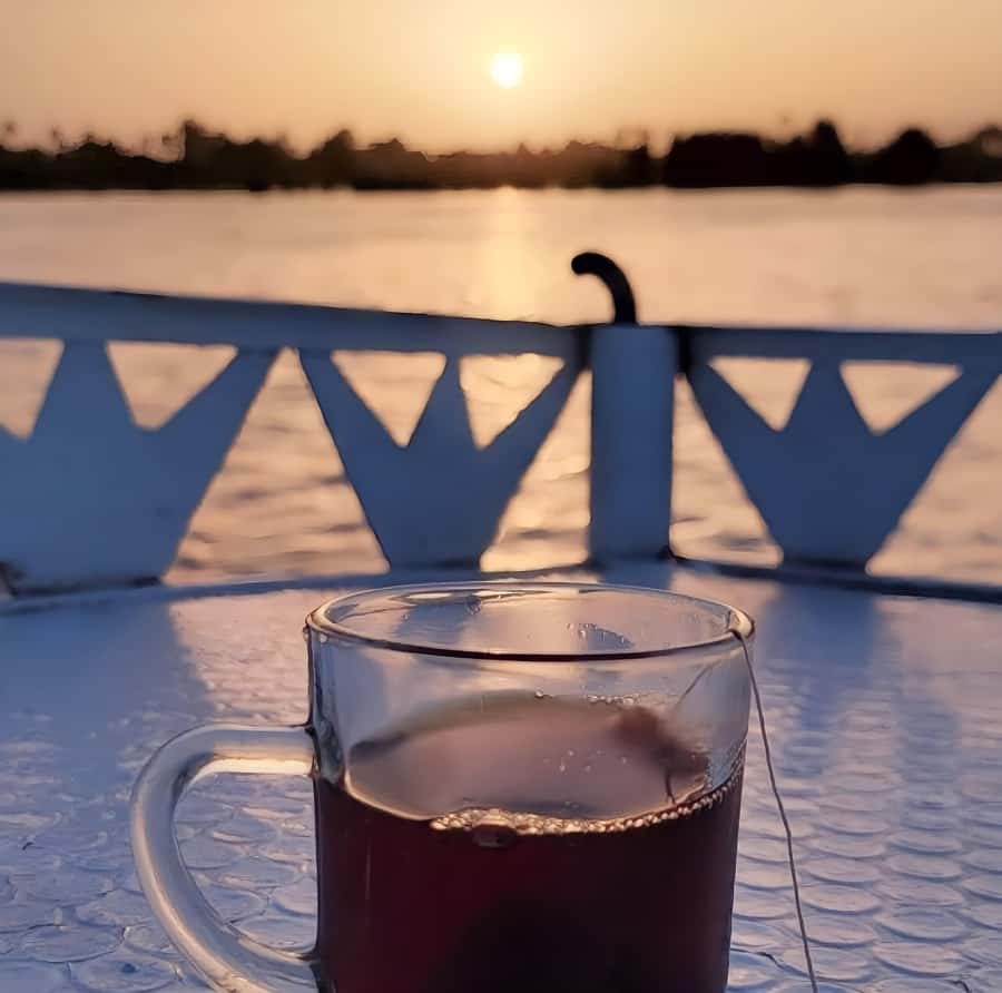 Luxor: Nile River Private Sunset Felucca Ride - Sailing, towing, and the feel of the ride