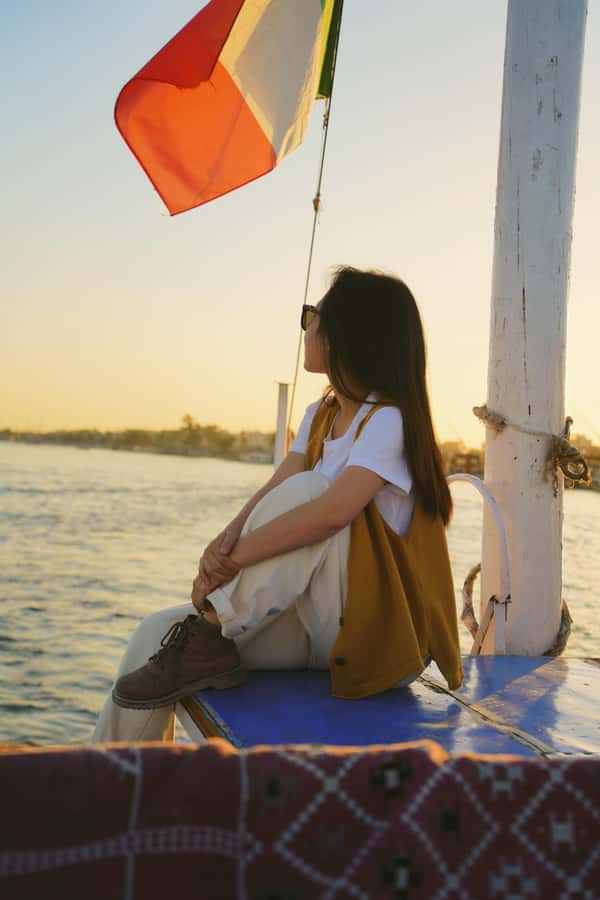 Luxor: Nile River Private Sunset Felucca Ride - Tea, hibiscus, and the small details that improve the ride