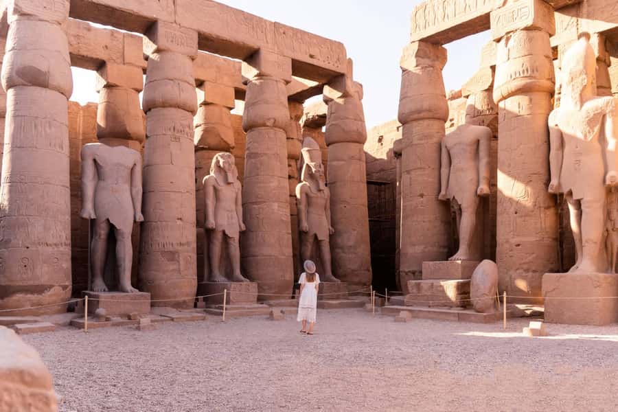 Luxor: Private Full-Day Luxor Highlights Tour with Pickup - Hatshepsut Temple and the story of a female pharaoh