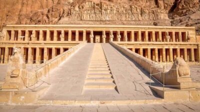 Shared Full-Day Tour to Luxor West and East Banks