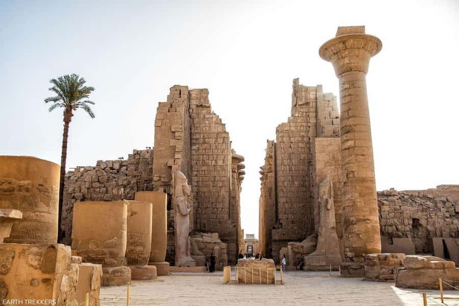 Luxor: West and East Banks All-Inclusive Tour & Balloon Ride - Colossi of Memnon and a well-timed lunch break