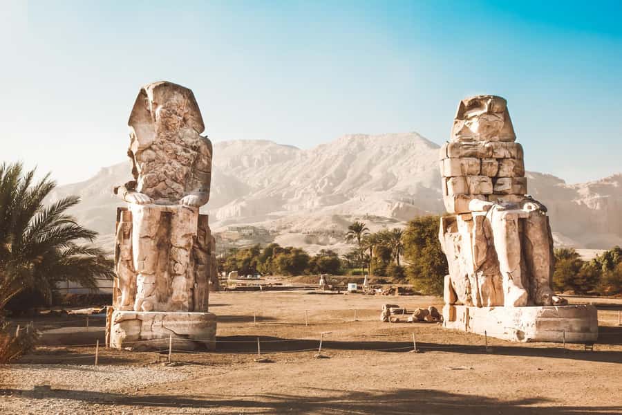 Luxor: West and East Banks All-Inclusive Tour & Balloon Ride - Karnak Temple rewards patient attention