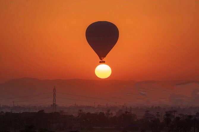 Luxury Sunrise Balloon Ride in Luxor with Hotel Pickup - Who will enjoy this most