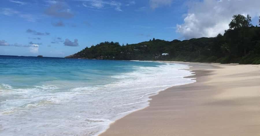 Mahé: Private Customizable Island Tour with Hotel Transfer - What the driver adds to the experience