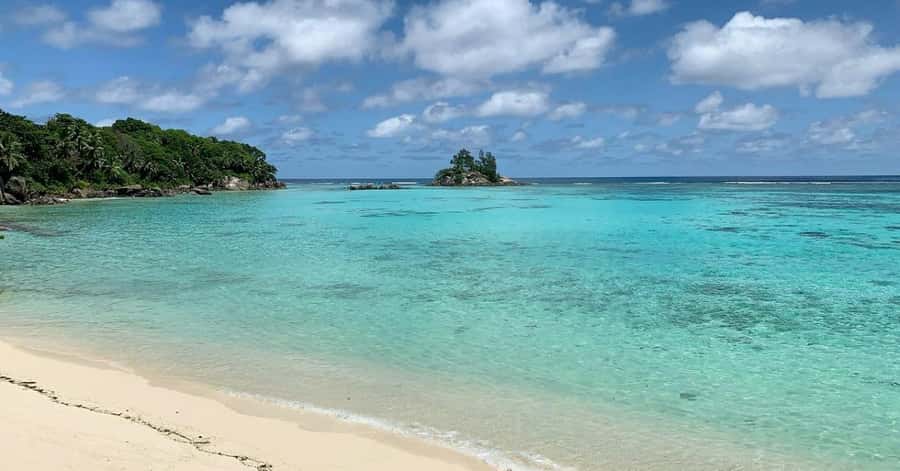 Mahé: Private Customizable Island Tour with Hotel Transfer - Price, group size, and real value