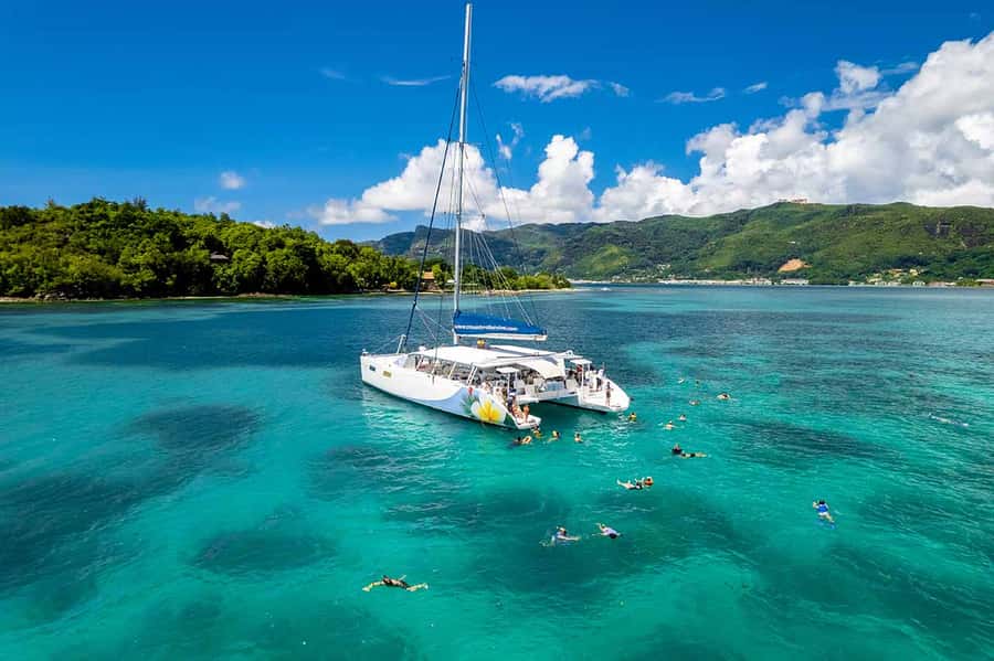 Mahé: Saint-Anne Marine Park and Moyenne Island Cruise - Getting from Mahé to the catamaran