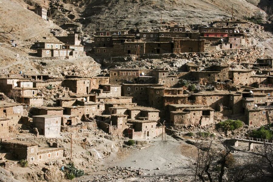 Marrakech: 3-Day Merzouga Desert Experience Camel & Meals - Tinghir Oasis and Todra Gorge on foot