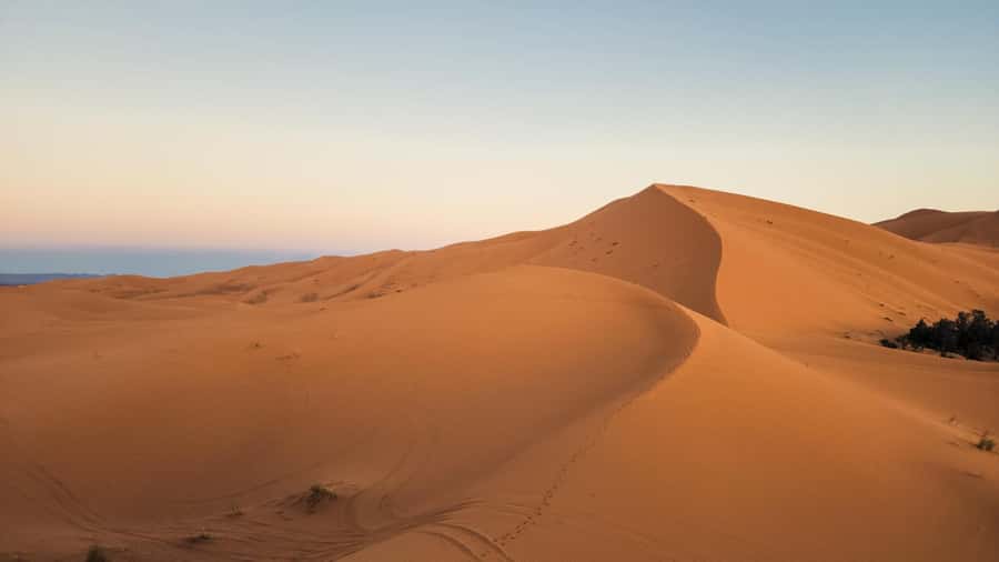 Marrakech: 3Day Luxurious Merzouga Tour w/ Camel&Quad Option - From Marrakech to the red-earth country