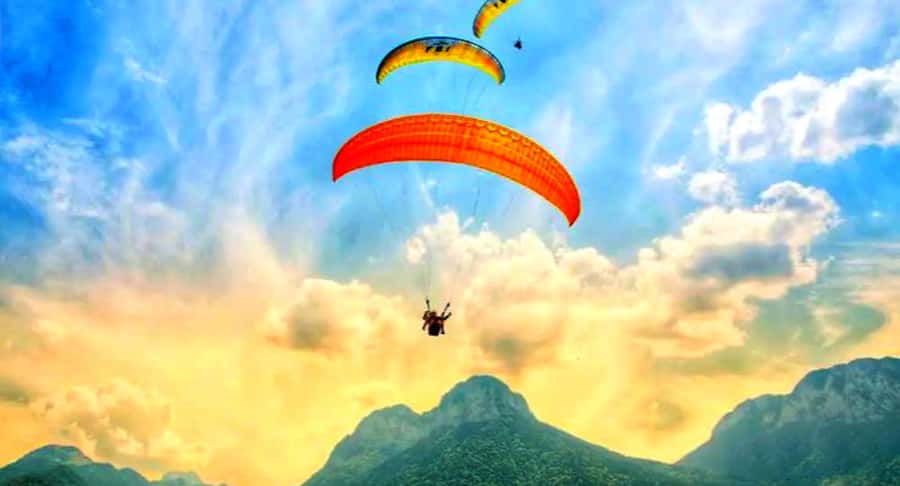 Marrakech Adventure: Paragliding, Camel Ride & Breakfast - What the weather can change