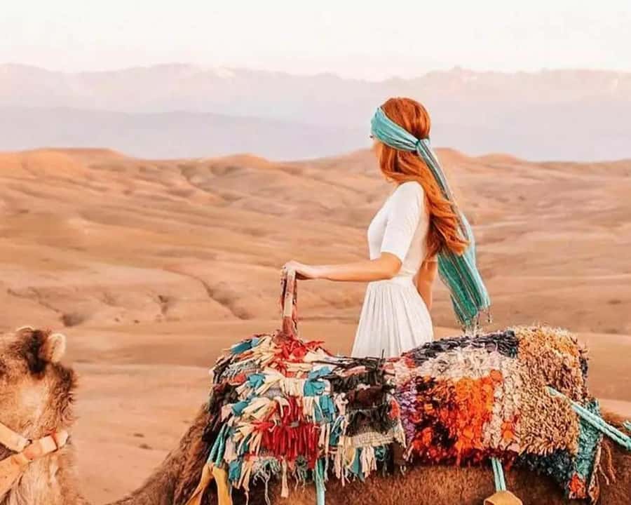 Marrakech: Agafay Desert Camel Rides, Dinner and Fire Show - Sunset from a camel’s back