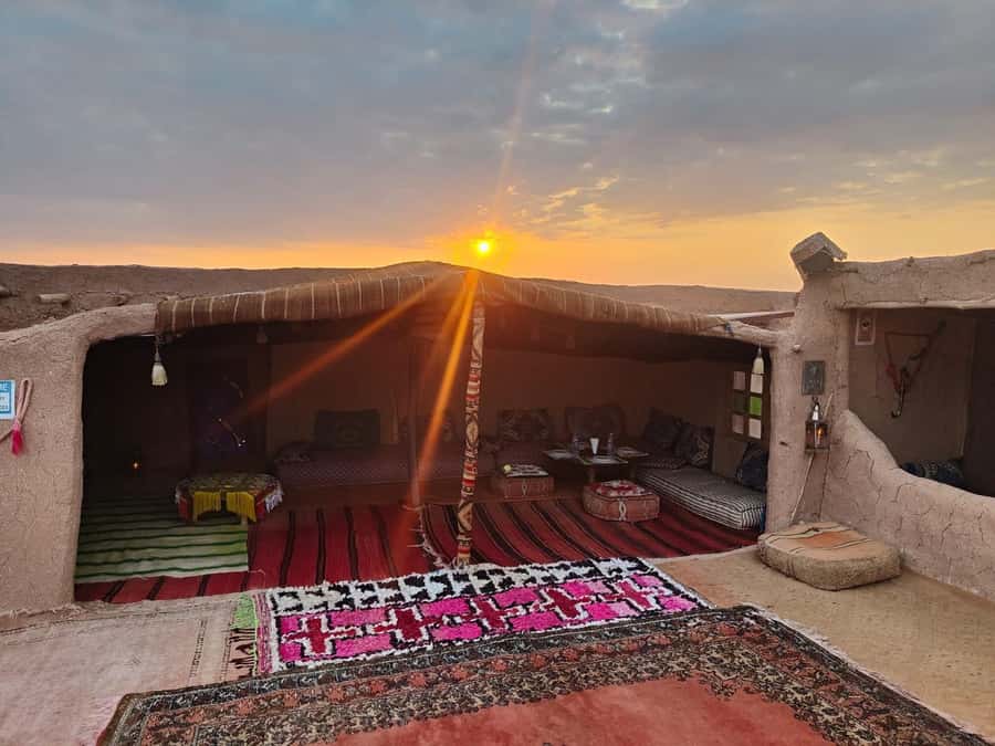 Marrakech: Agafay Desert Dinner Show with Sunset Camel Ride - Moroccan dinner under the tent