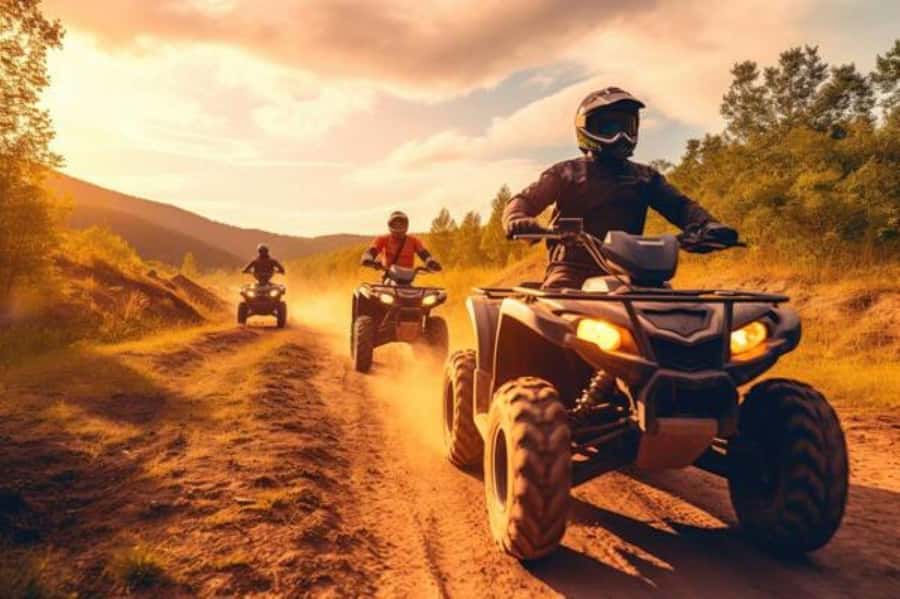 Marrakech: Agafay Desert Quad Biking Tour with Dinner-Show - Why Agafay makes a smart short desert trip