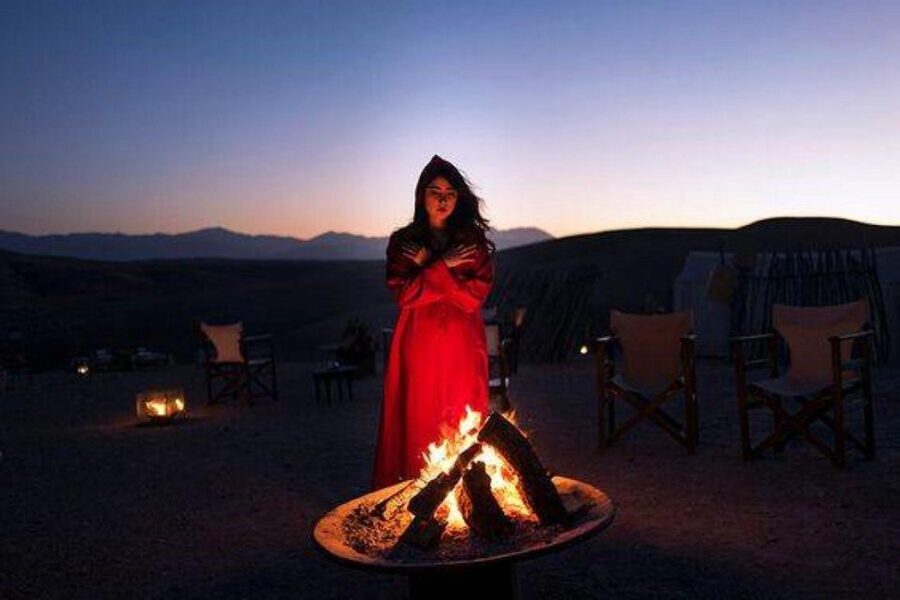 Marrakech: Agafay Desert Quad Biking Tour with Dinner-Show - Dinner beneath a nomadic tent