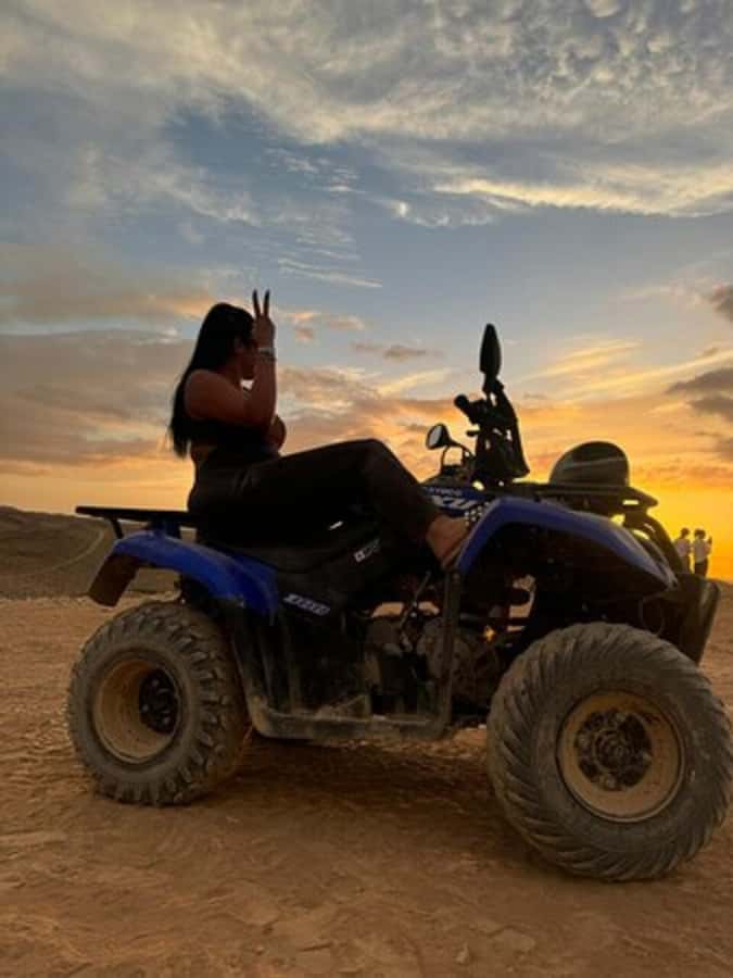 Marrakech: Agafay Desert Quad Biking with Dinner Show - Who should book this Agafay evening?