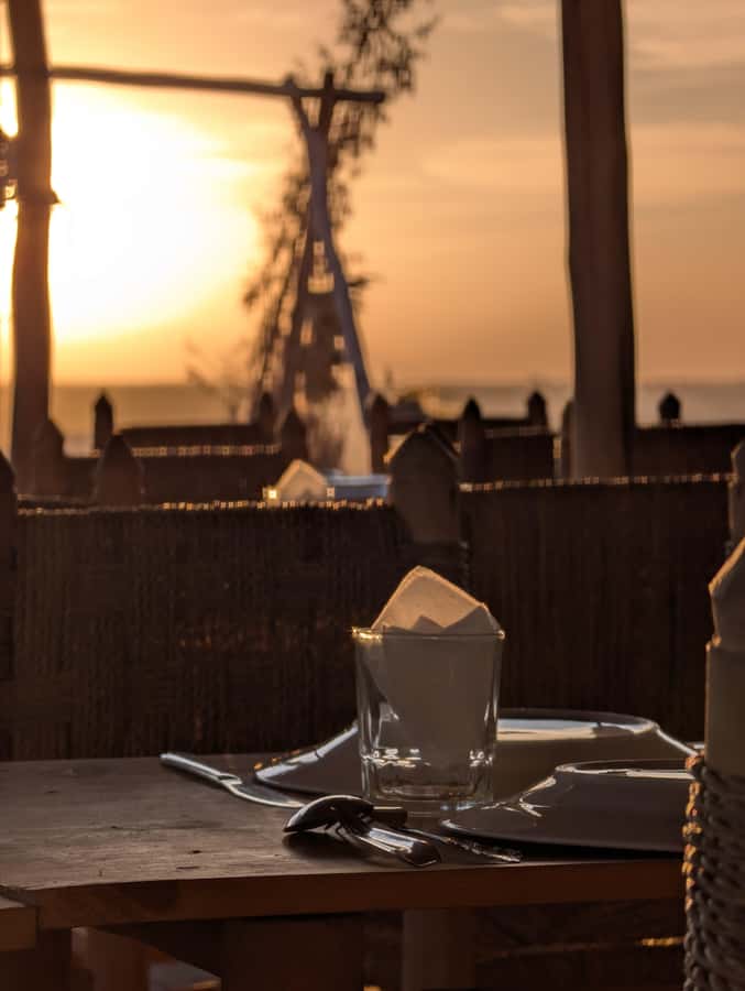 Marrakech: Agafay Desert Quad & Camel Rides, Dinner & Show - Mint tea, camp life, and the dinner setting