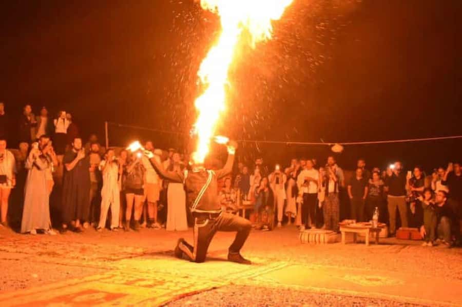 Marrakech: Agafay Dinner Show with Quad/Camel Ride and Pool - Should you book the Agafay dinner show?