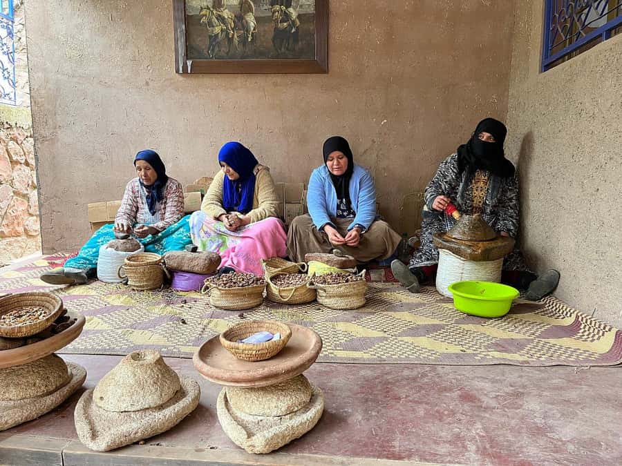 Marrakech: Atlas Mountains, Ourika Valley, Waterfall & Guide - Lunch beside the river