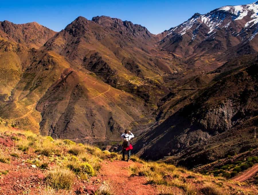 Marrakech: Atlas Mountains Summit Day Trek 2700m - Tea and trail preparations in Imlil Valley