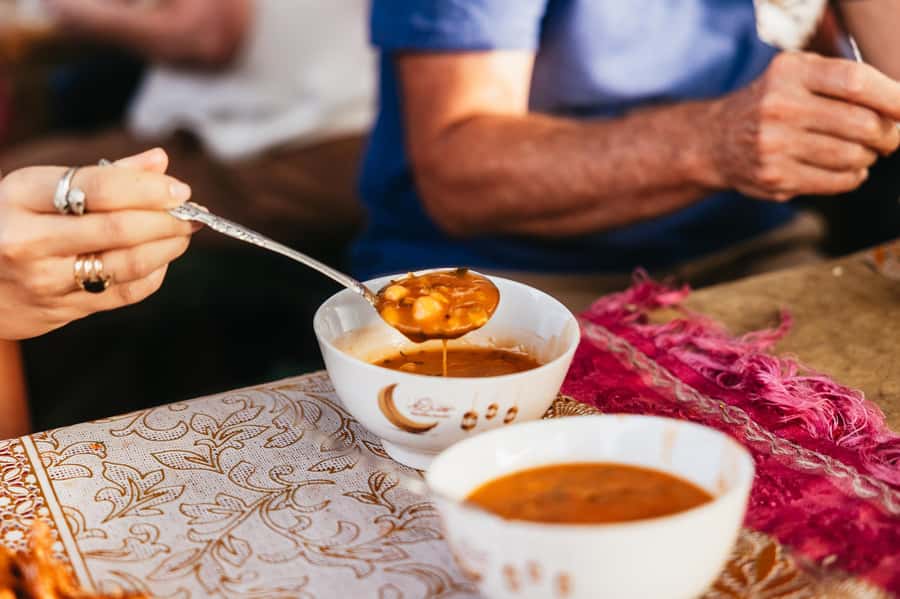 Marrakech: Authentic Moroccan Food Walking Tour & Dinner - A short herbalist stop with spices and tea