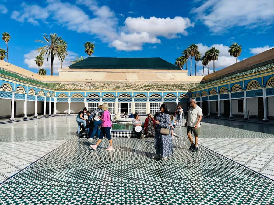 Marrakech: Bahia Palace, Madrasa Bn Yousef, Souk Medina Tour - Who should book this walk?