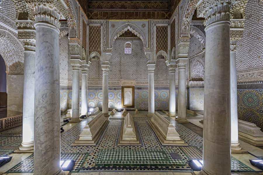 Marrakech: Bahia Palace, Saadian Tombs, & Koutoubia Mosque - What this Marrakech walking tour is really like