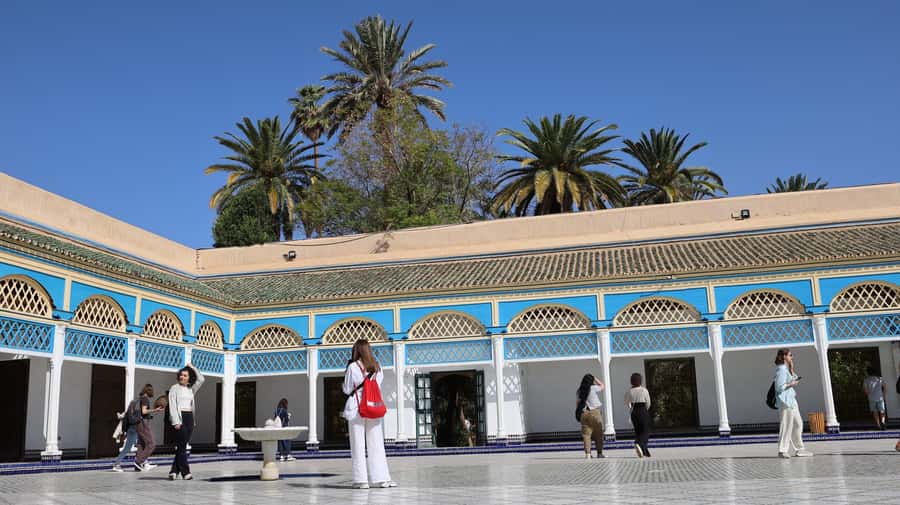 Marrakech: Bahia Palace, Saadian Tombs & Medina Guided Tour - Is $18 good value?
