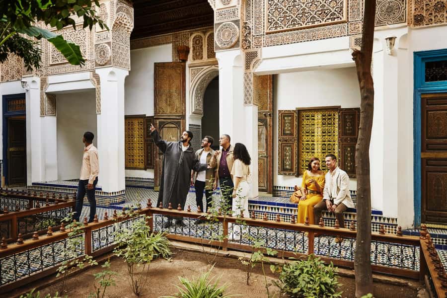 Marrakech: Bahia Palace, Saadian Tombs & Top Highlights Tour - Starting at Café Argana in Jemaa el-Fna