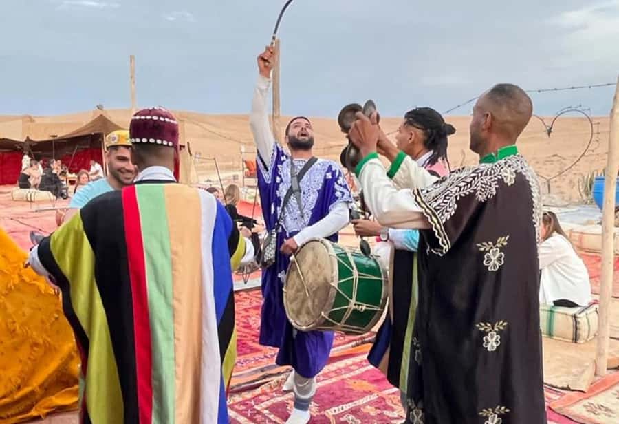 Marrakech: Buggy Ride, Pool & Dinner Show in Agafay Desert - Music, fire, and the final camp show