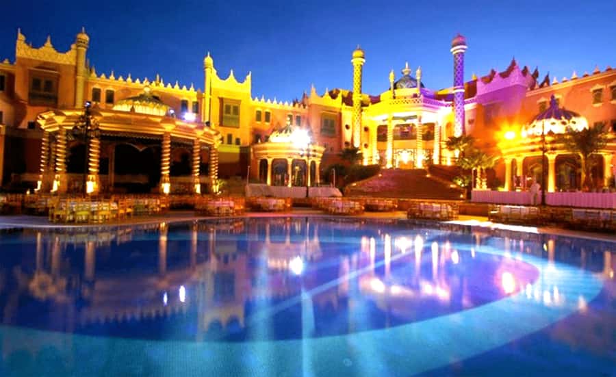Marrakech: Chez Ali Fantasia Folklore Show & Moroccan Dinner - Knights, Camels, and the Ali Baba Cave