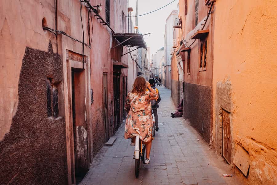 Marrakech: Cultural Bicycle Tour with Pastry and Tea - Hammam customs beyond the spa version