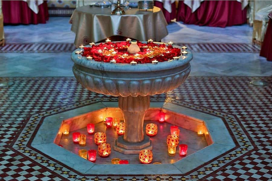 Marrakech: Dinner Show at Dar Essalam Restaurant - Choosing Between the Two Moroccan Menus