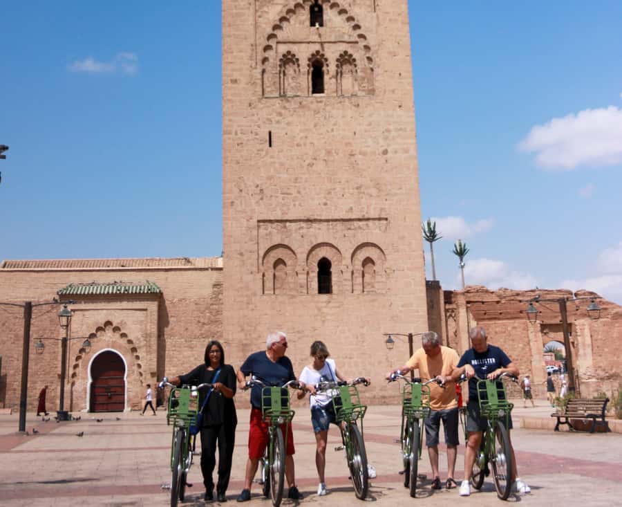 Marrakech : Electric Bicycle City Tour - Riding through the souks and Medina