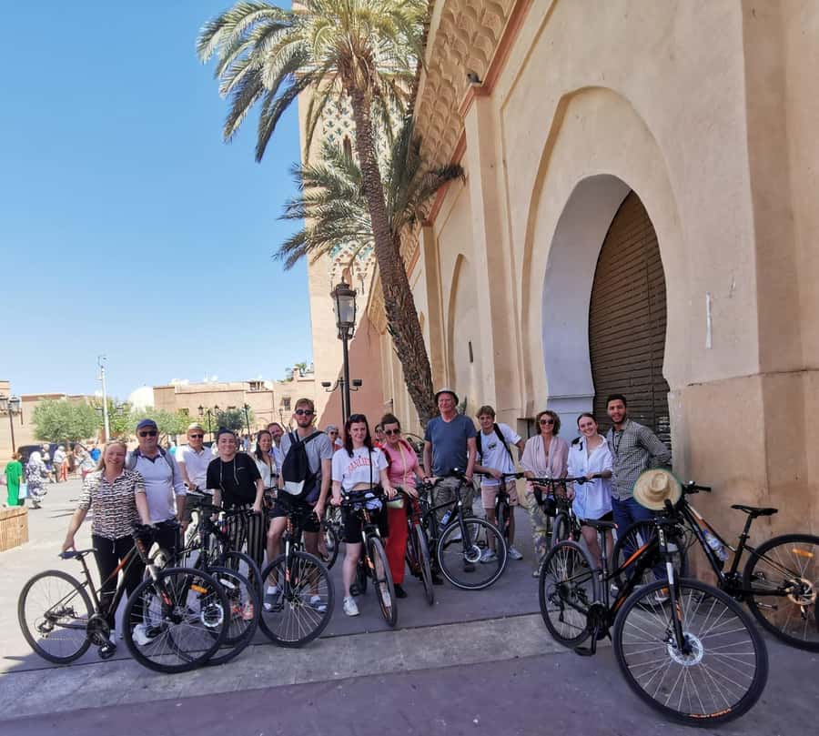Marrakech: Guided Bike Tour with a local Guide - Through the Mellah and past Bahia Palace