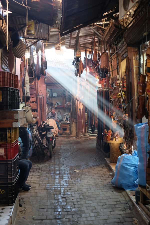 Marrakech: Guided City and Gardens Highlights Tour - Mellah and the old Medina