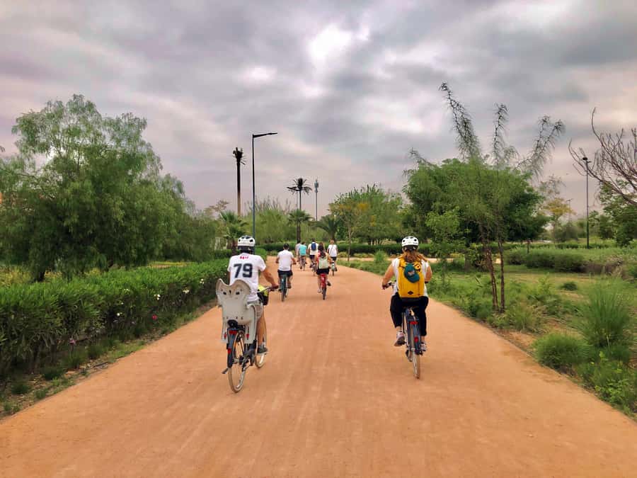 Marrakech:Guided City Cycling Tour - Culture, Colors & Charm - The switch to Gueliz