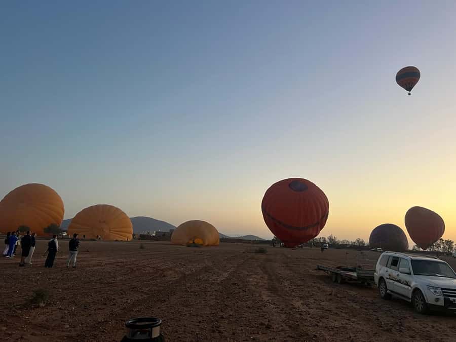 Marrakech: Hot Air Balloon Flight with Breakfast - Takeoff, flight, and the Atlas Mountain view
