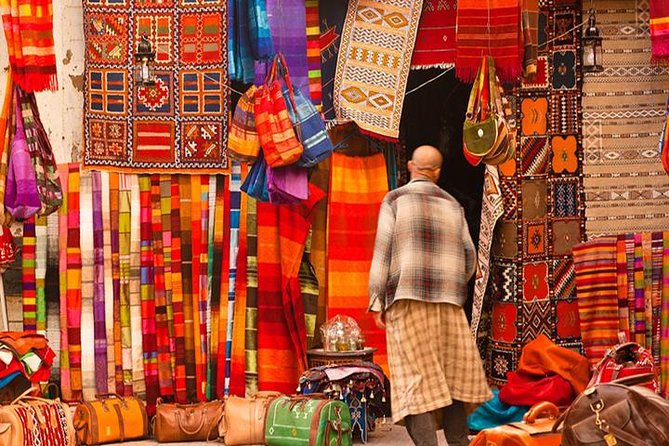 Marrakech: Medina Souks Guided Walking Tour - Souk des Teinturiers and the work of dyeing fabric