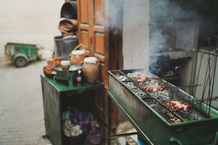 Marrakech: Medina Stories Food Tour with 15+ Tastings - Why the guide matters
