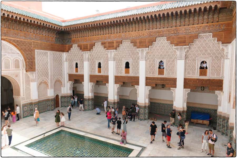 Marrakech: Monuments, Souks and Medina Guided Walking Tour - Workshops that keep old crafts alive