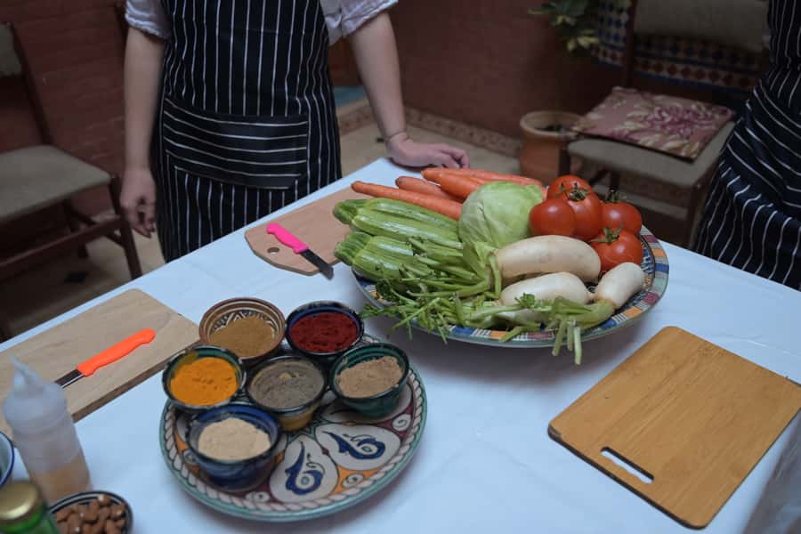 Marrakech: Moroccan Cooking Class for vegetarians and vegan - A Moroccan cooking class built around participation