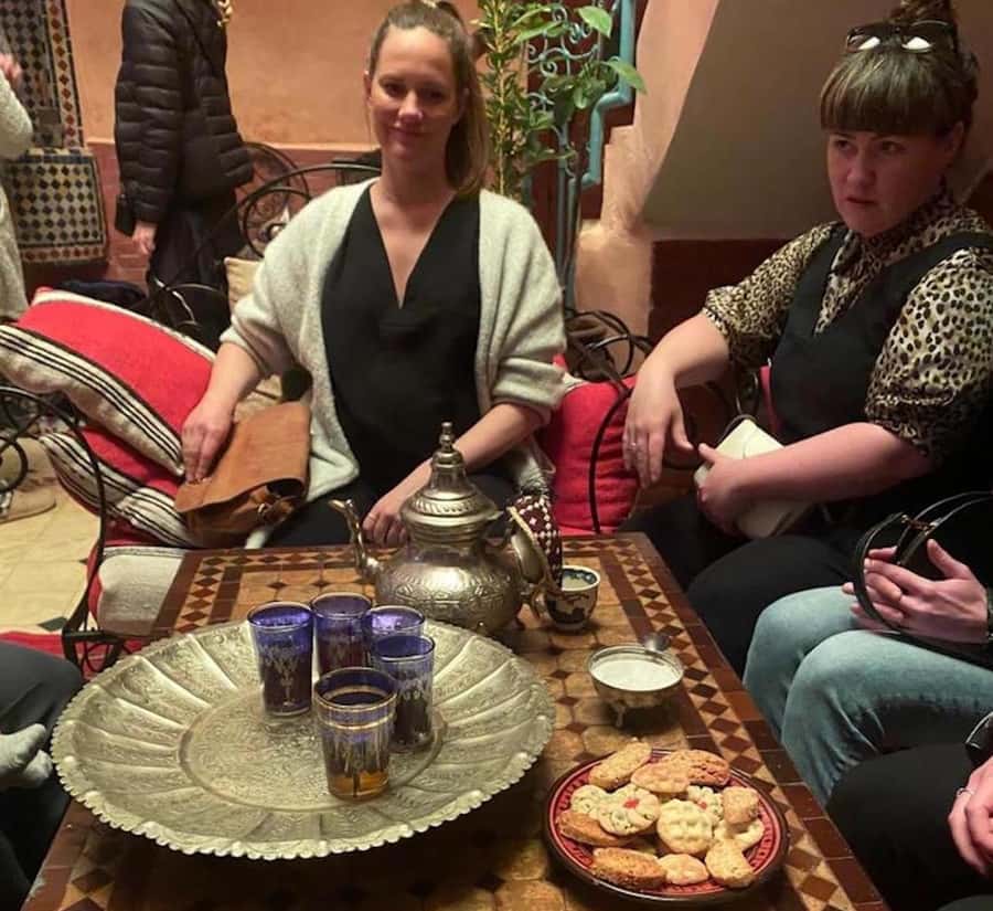 Marrakech: Moroccan Cooking Class for vegetarians and vegan - Cooking the starter, main dish, and dessert