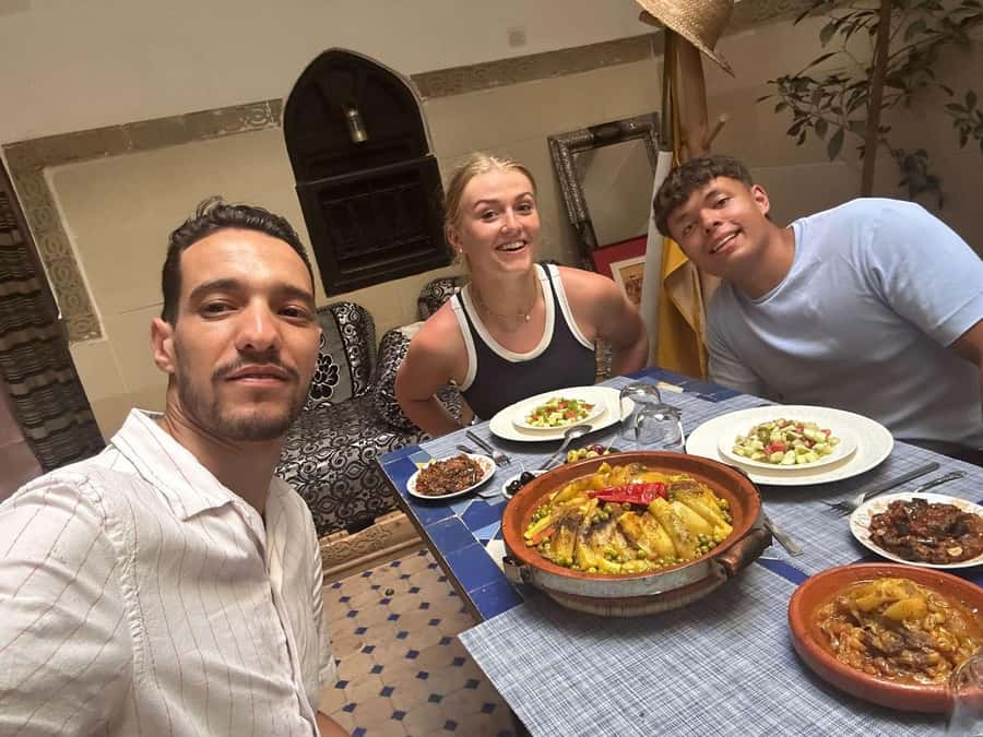 Marrakech: Moroccan Cooking Class with Local Chef - Preparing salads, zaalouk, and tagine