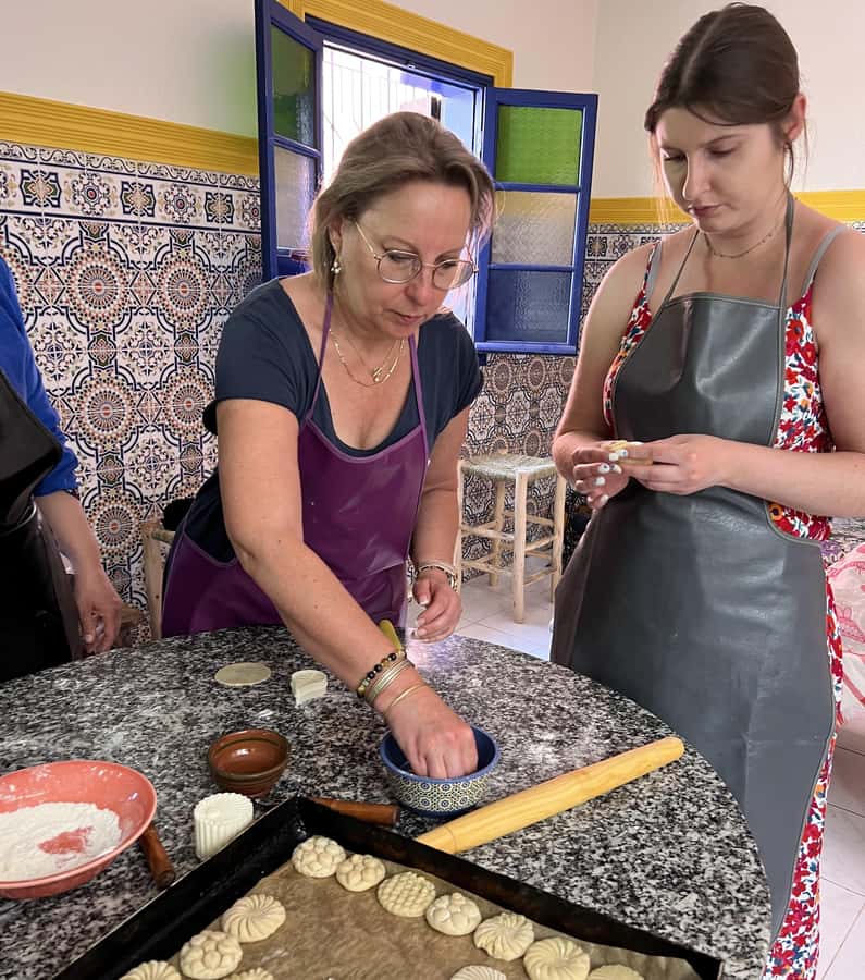 Marrakech: Moroccan Pastries and Tea Class with a Local - Arriving at the workshop