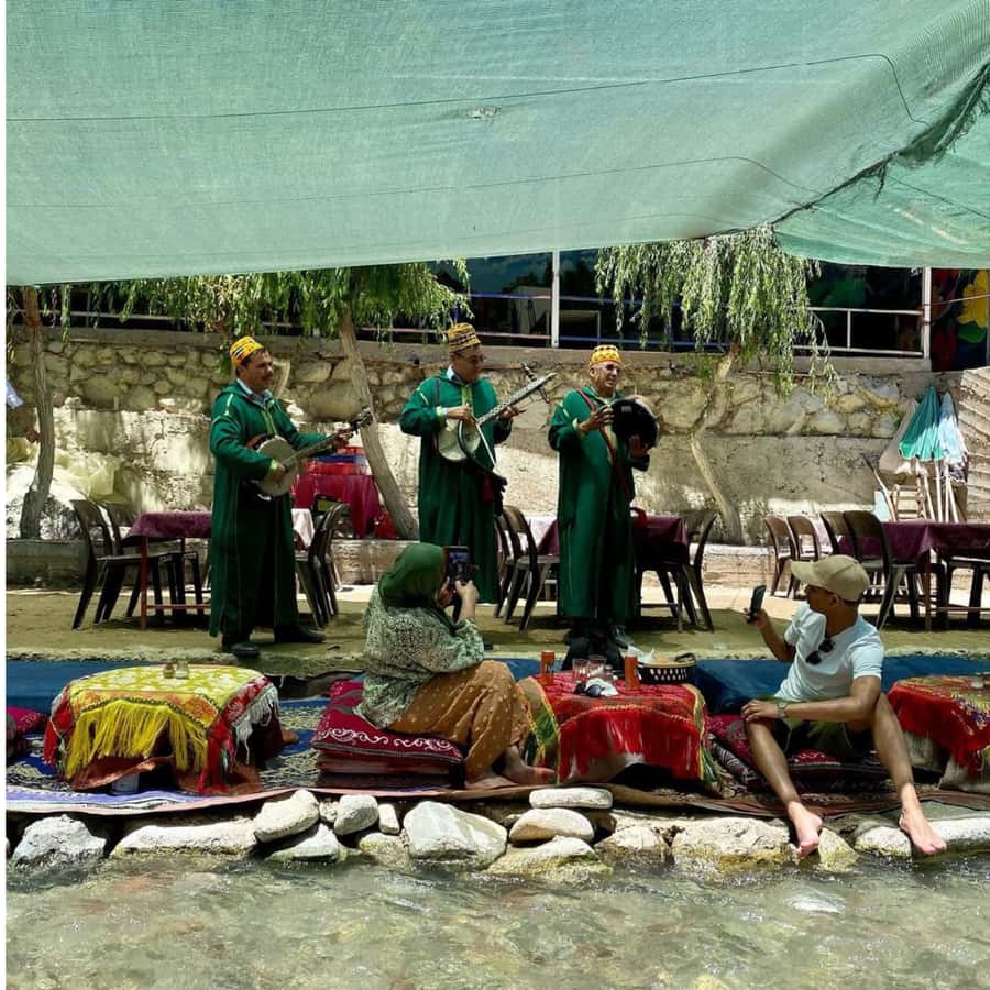 Marrakech: Ourika Valley, Waterfalls Private Trip with Lunch - The guides make a practical difference